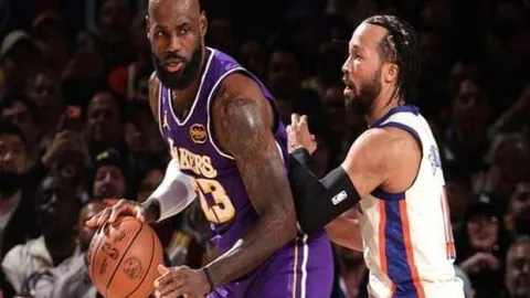 “2025年2月13日：亚冬会雪暖情浓”